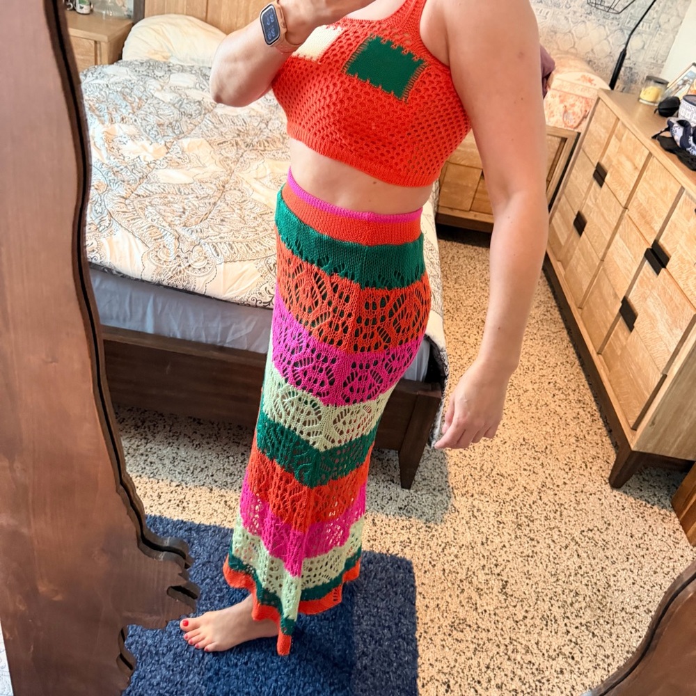 Colorful Crochet Long Sleeve Dress - Picture 5 of 7